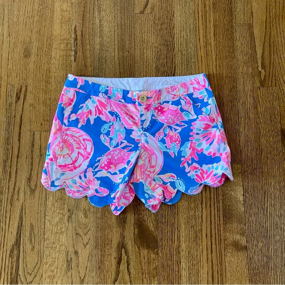 Lilly Pulitzer 5” Buttercup Bay Dreamin Stretch Shorts, Size 2 - Picture 3 of 7